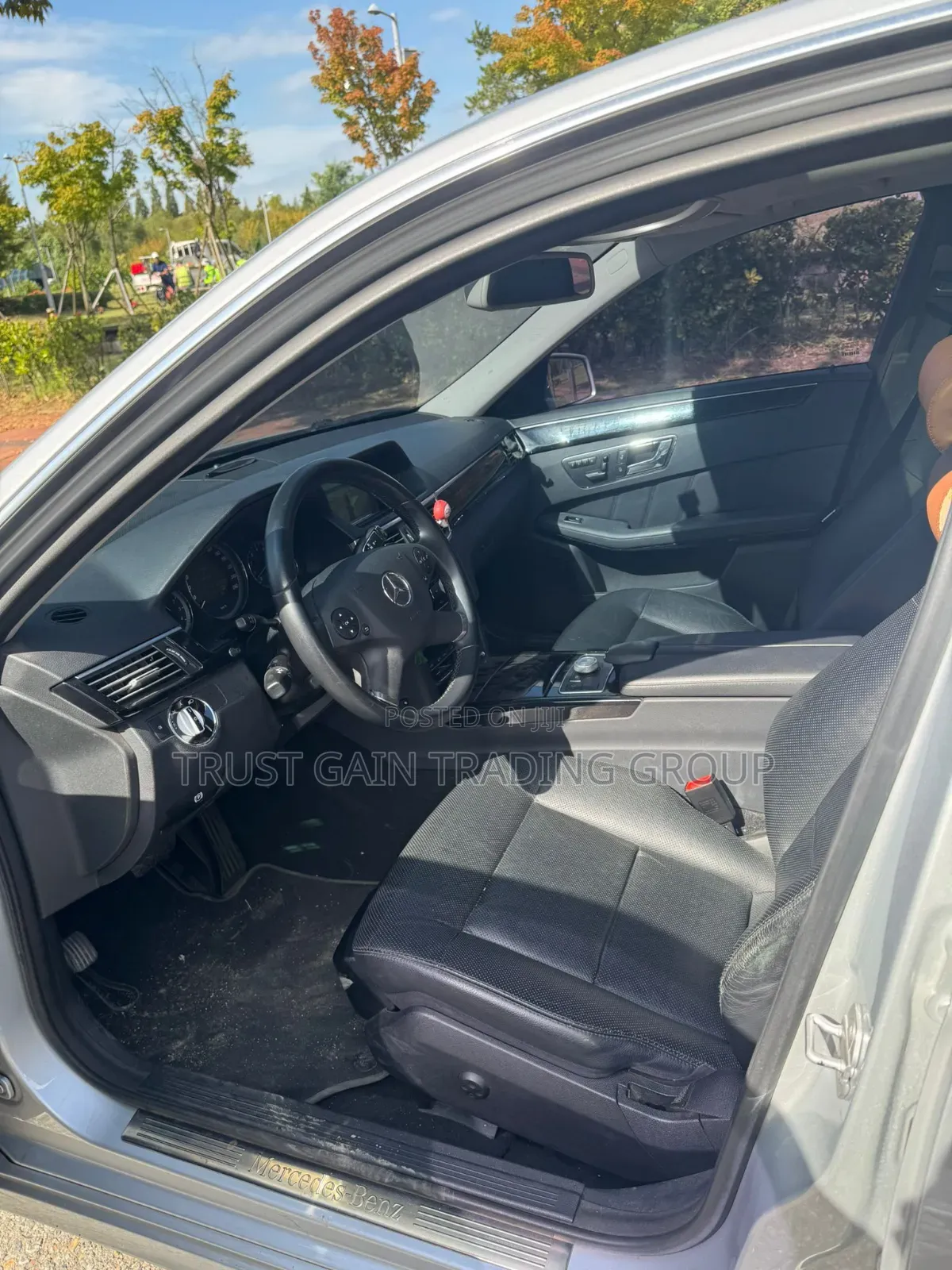 Mercedes-Benz E300 2010 Silver