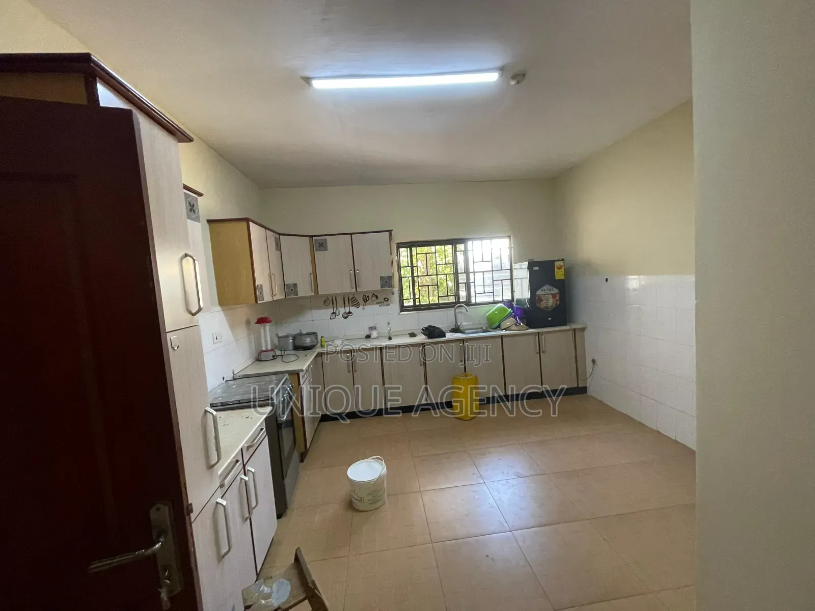Furnished 3bdrm Bungalow in Community 25 for rent