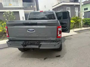 Ford F-150 2021 Black