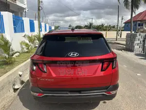 Hyundai Tucson SEL 2022 Red