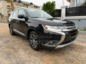 Mitsubishi Outlander SEL FWD 2018 Black