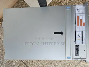 Server Dell PowerEdge R740 64GB Intel Xeon HDD 2T