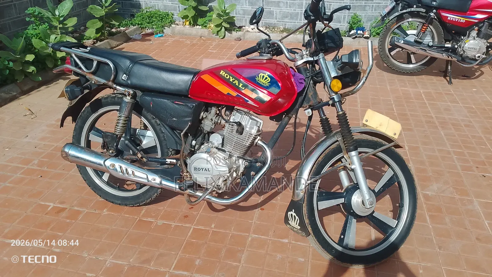New Royal RY125 2026 Red