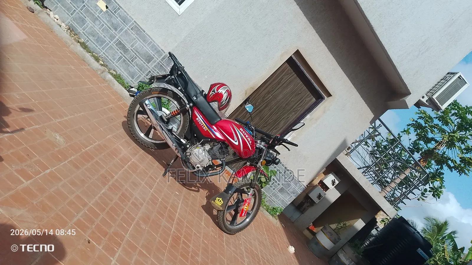 New Royal RY125 2026 Red