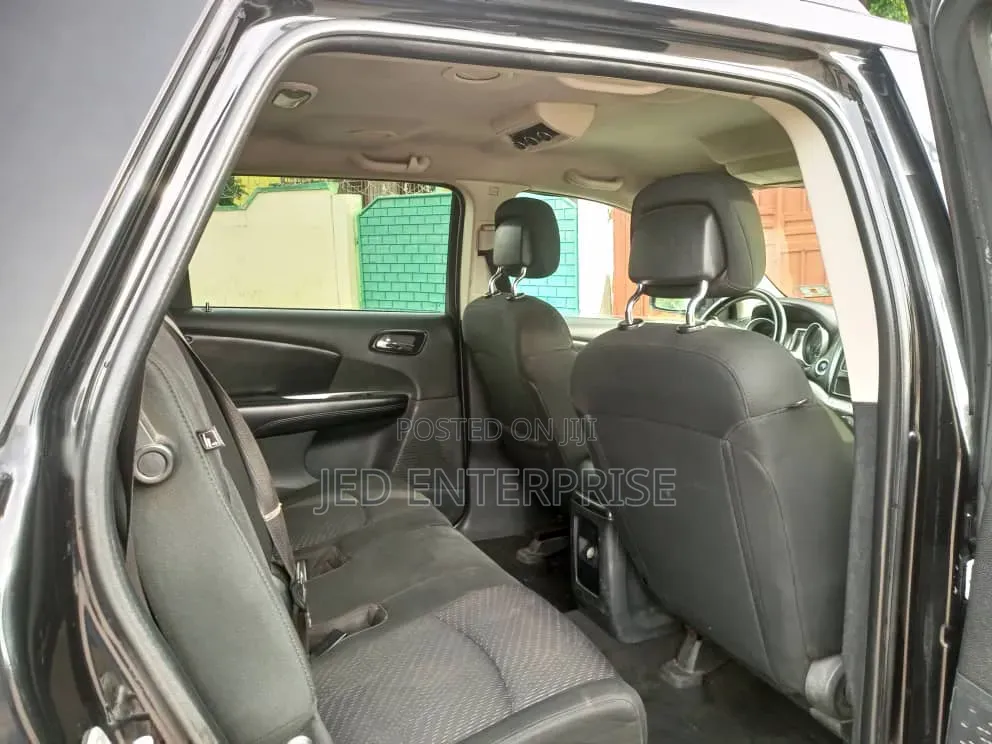 Dodge Journey 2012 Black