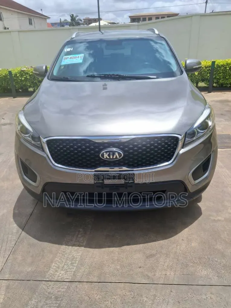 Kia Sorento 4dr SUV 2016 Brown