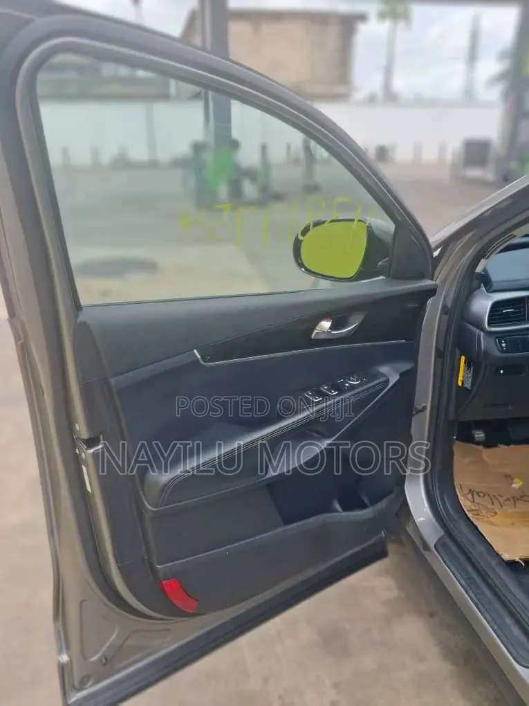 Kia Sorento 4dr SUV 2016 Brown