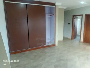 4bdrm House in East Airport for rent