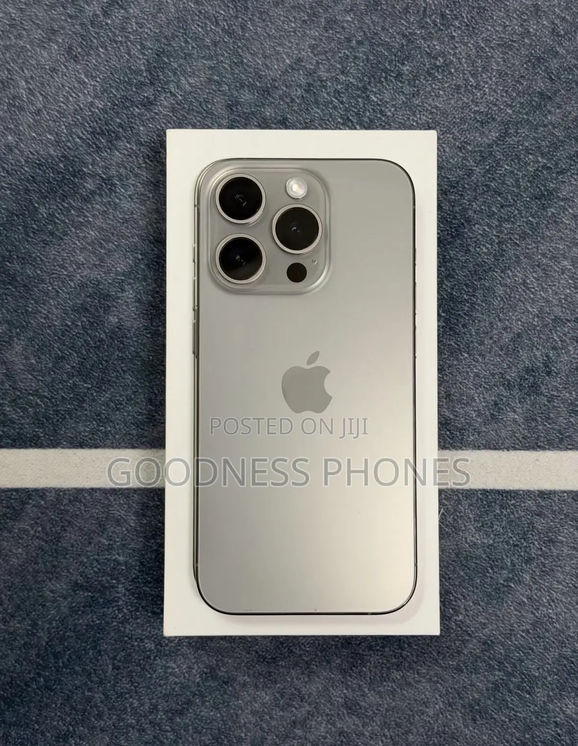 Apple iPhone 15 Pro Max 256 GB Silver