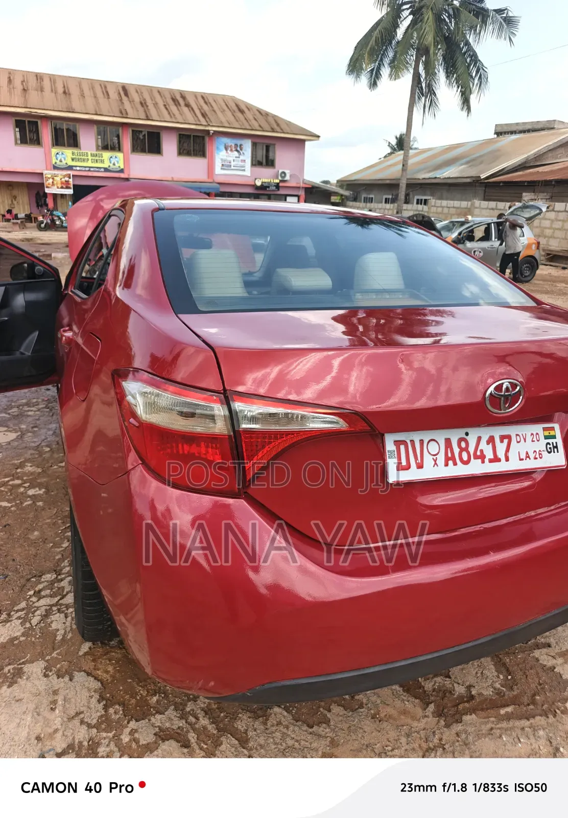 Toyota Corolla LE 4dr Sedan (1.8L 4cyl CVT) 2014 Red