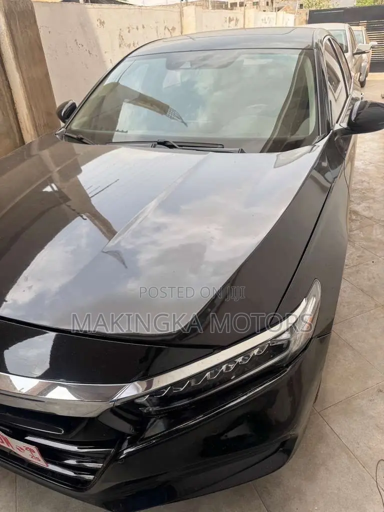 Honda Accord Touring 2.0T 2020 Black
