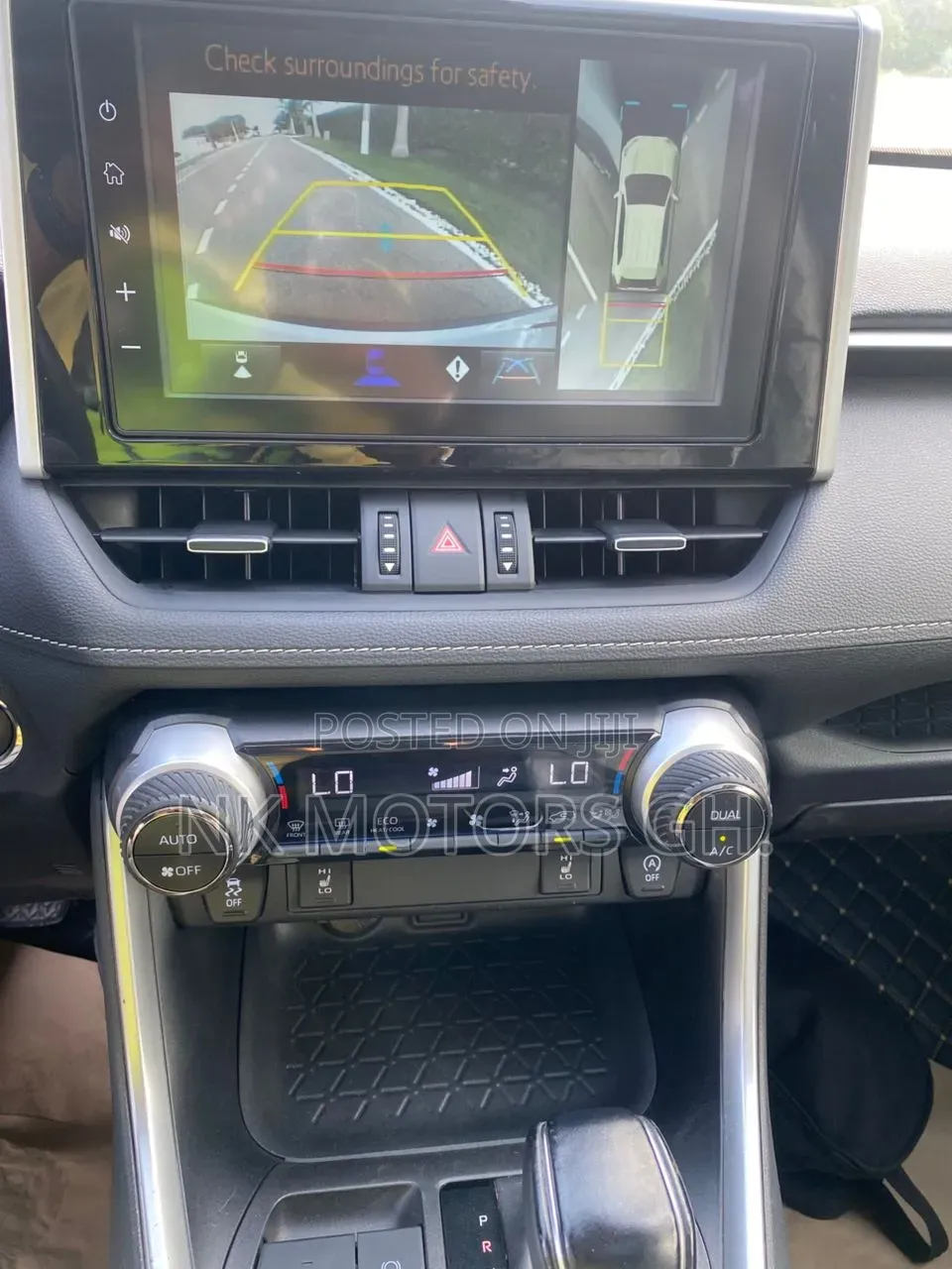 Toyota RAV4 XLE Premium 2021 White