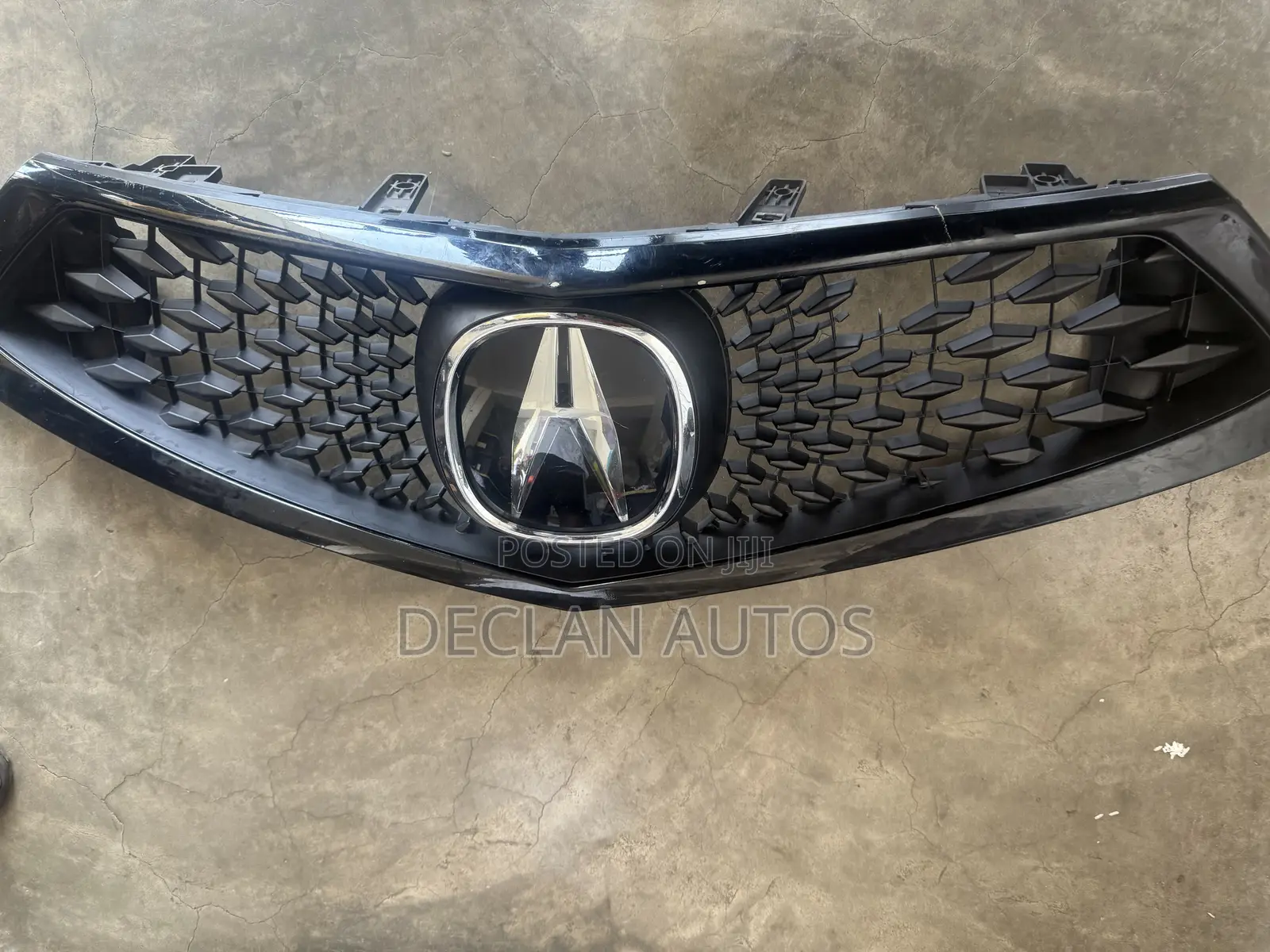 2021 Acura RDX Center Grille - Dark Chrome
