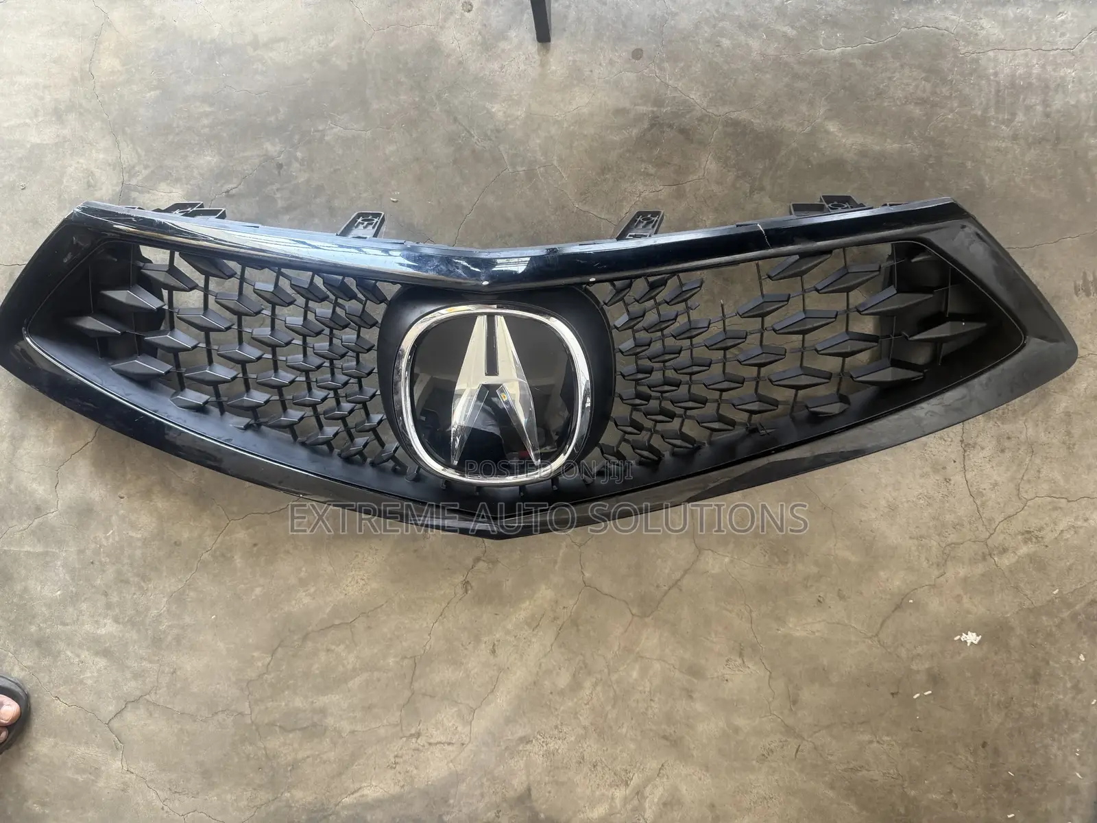 2021 Acura RDX Center Grille - Dark Chrome