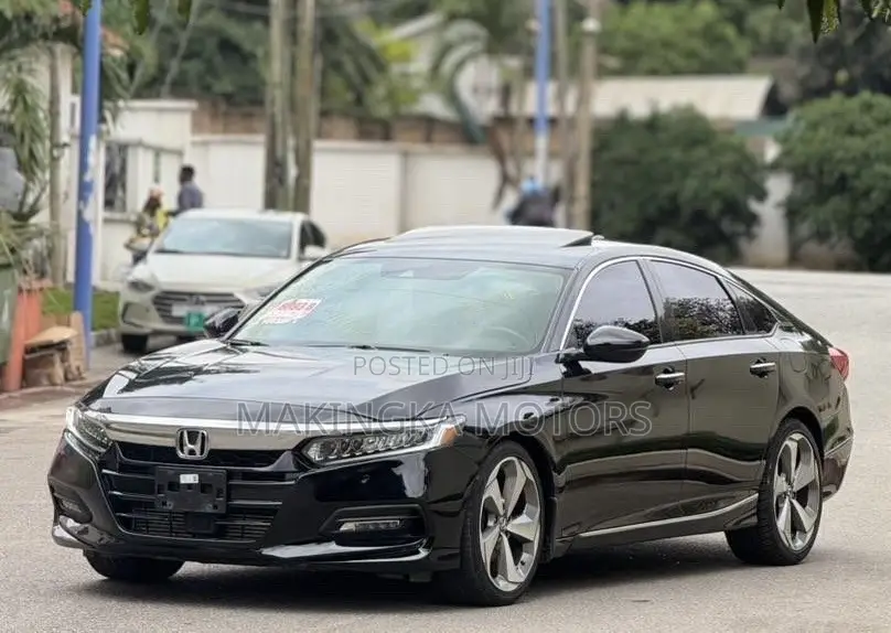 Honda Accord Touring 2.0T 2020 Black
