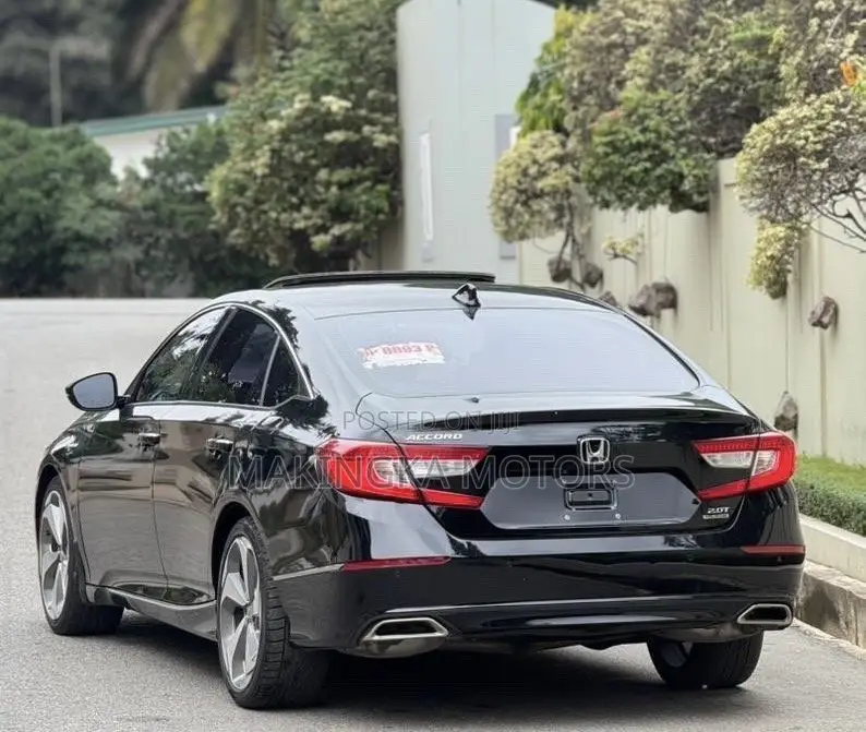 Honda Accord Touring 2.0T 2020 Black