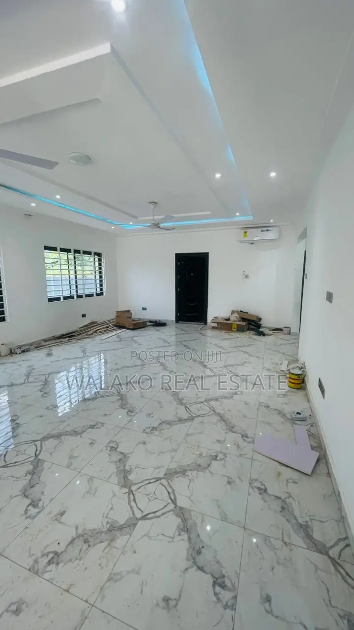 3bdrm House in Ablekuma for sale