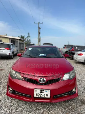 Toyota Camry SE 4dr Sedan (2.5L 4cyl 6A) 2014 Red