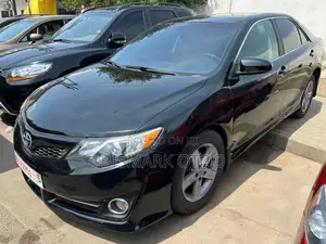 Toyota Camry SE 4dr Sedan (2.5L 4cyl 6A) 2014 Black