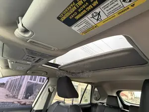 Toyota RAV4 XLE AWD 2019 White
