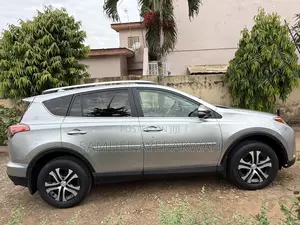 Toyota RAV4 2018 Silver