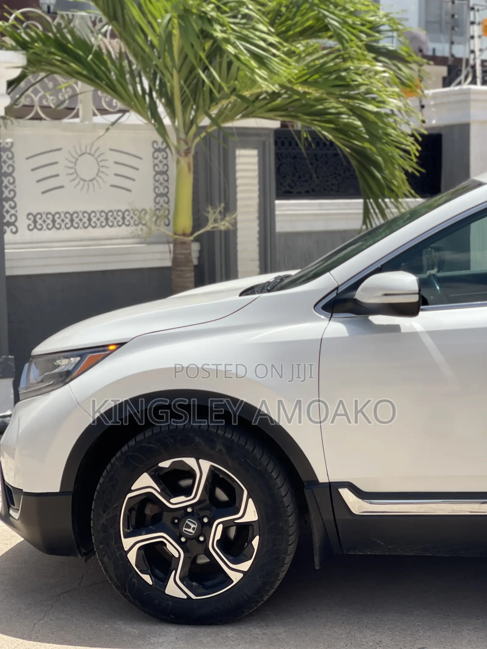 Honda CR-V Touring AWD 2018 White