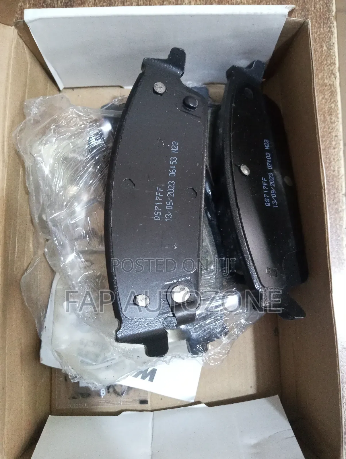 01421. Genuine Cadillac Escalade Brake Pads Imported From Usa