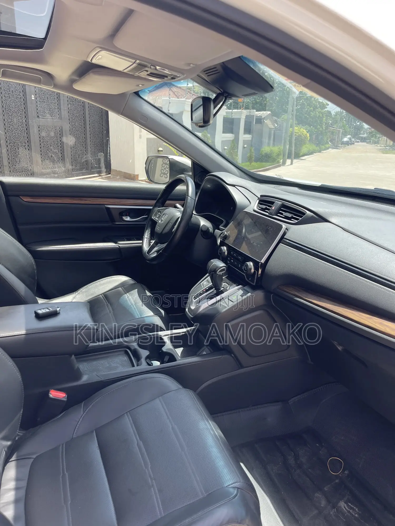 Honda CR-V Touring AWD 2018 White