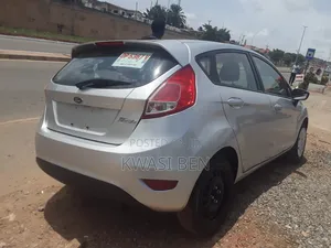 Ford Fiesta 2018 Gray