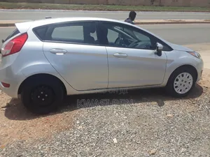 Ford Fiesta 2018 Gray