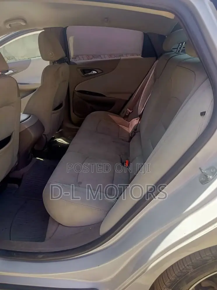 Chevrolet Malibu LT 2019 Silver