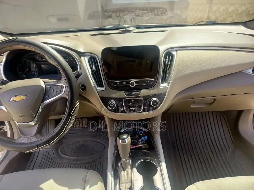 Chevrolet Malibu LT 2019 Silver