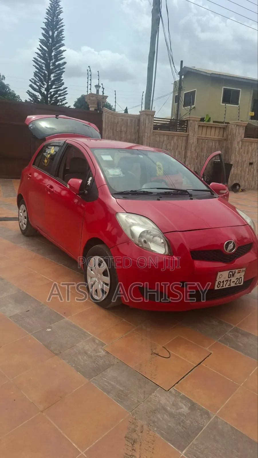 Toyota Vitz 1.0 FWD 3dr 2010 Red