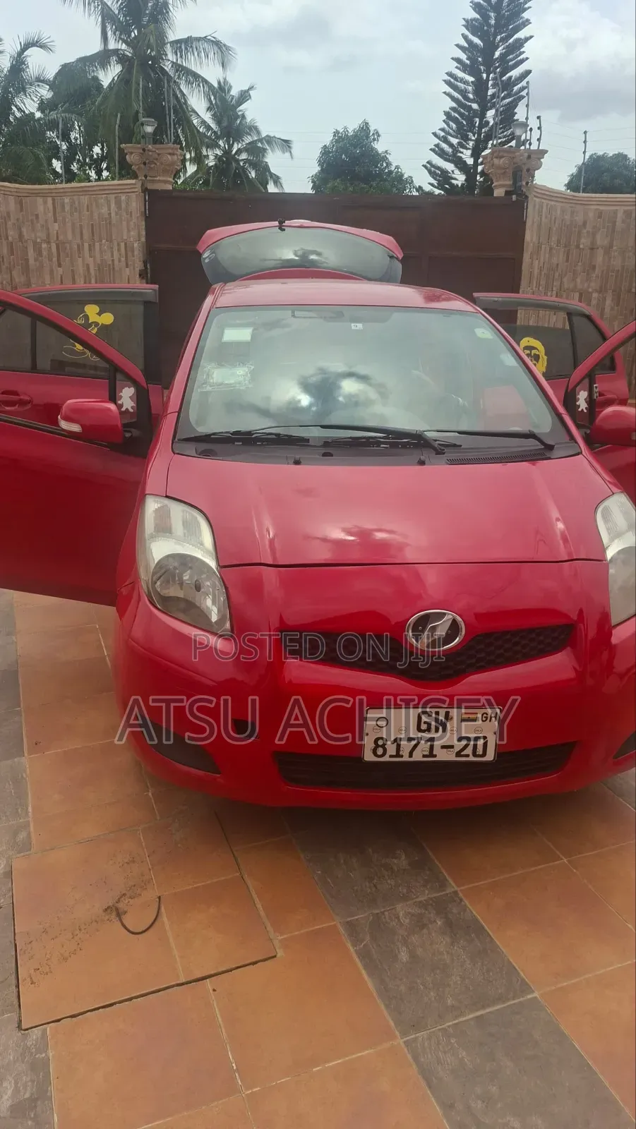 Toyota Vitz 1.0 FWD 3dr 2010 Red