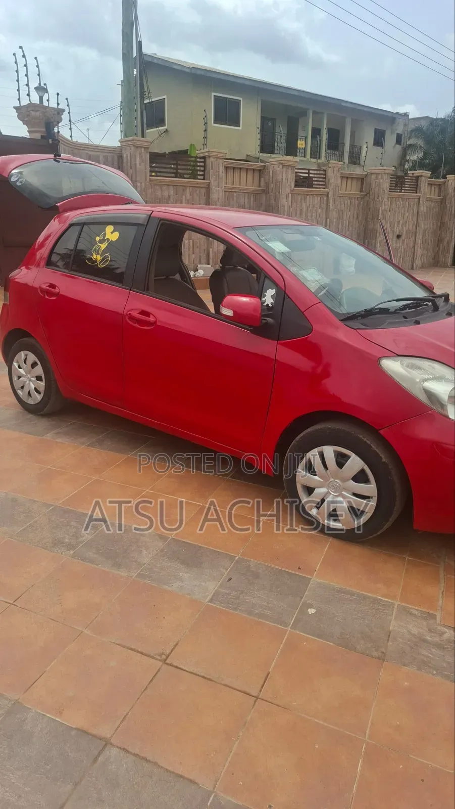 Toyota Vitz 1.0 FWD 3dr 2010 Red