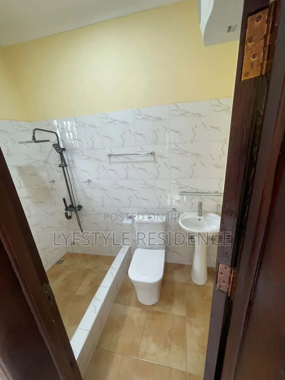 2bdrm Apartment in Akporman, Boi for rent