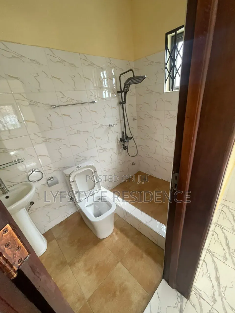 2bdrm Apartment in Akporman, Boi for rent