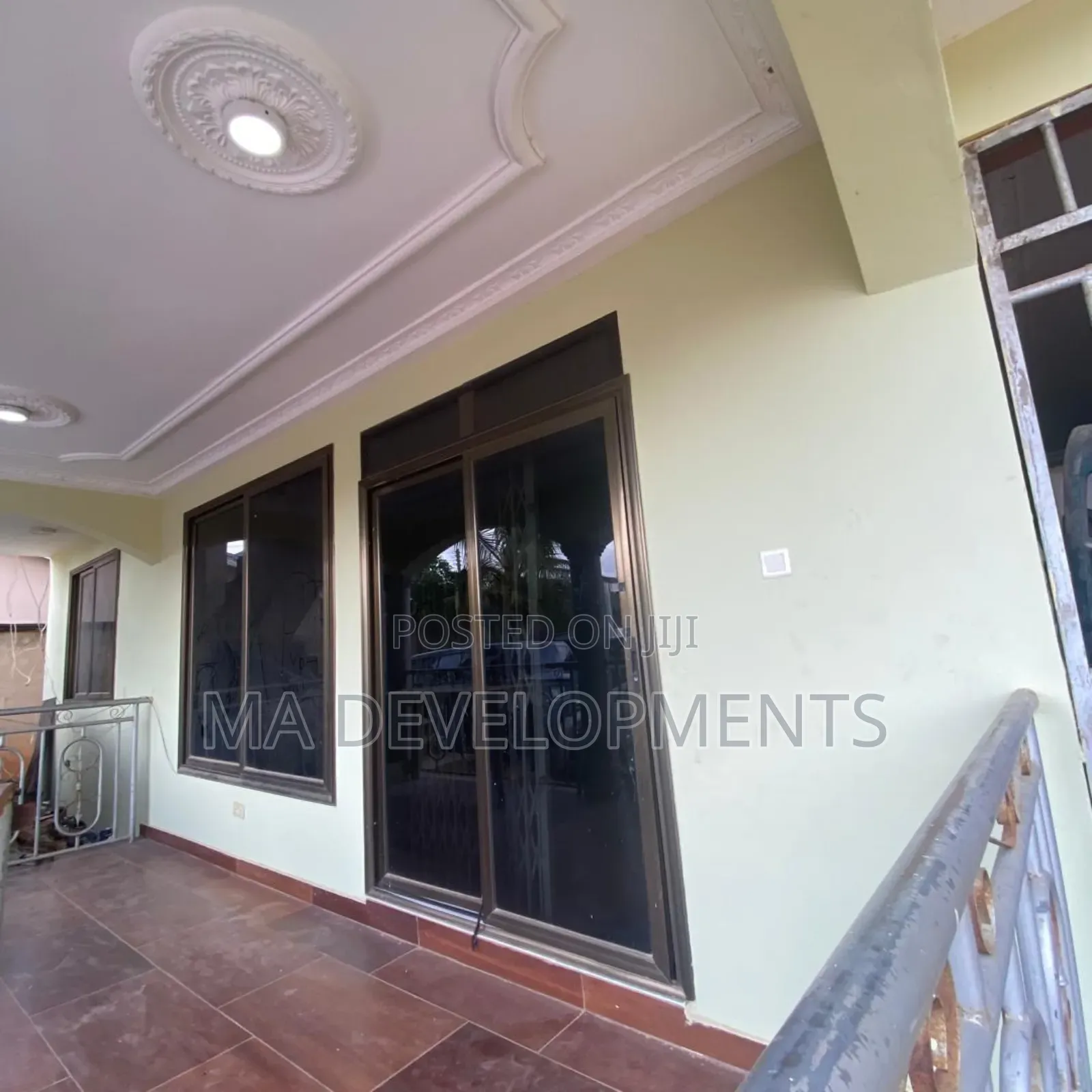 3bdrm Apartment in Asofa Ofankor for rent