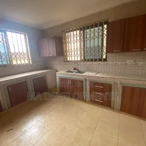 3bdrm Apartment in Asofa Ofankor for rent
