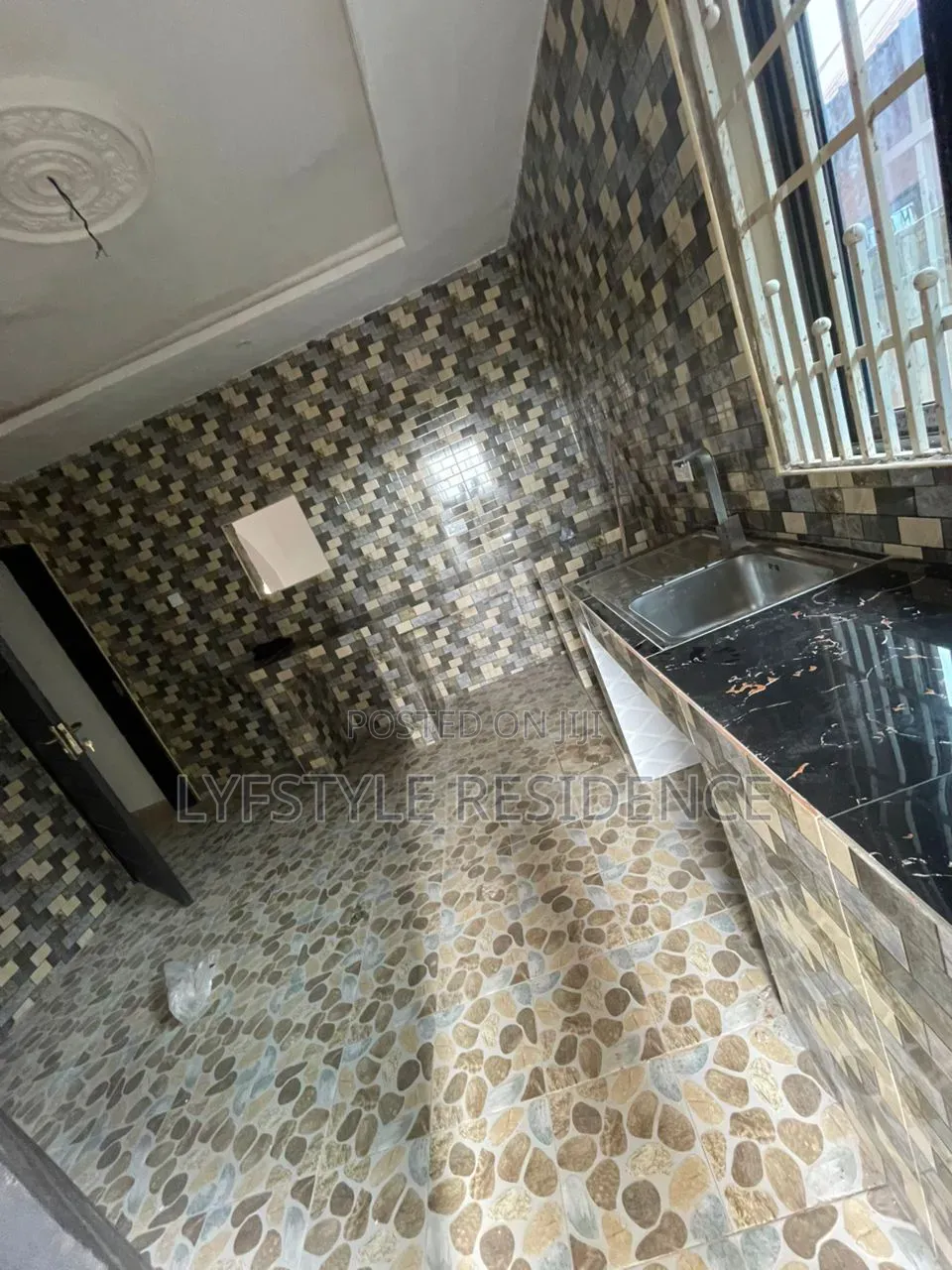 3bdrm Apartment in Akporman, Boi for rent
