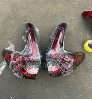 Honda CRV 2020-22 Tail Light Pair (Or One Side)