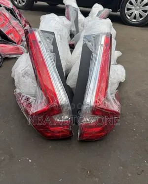 Honda CRV 2017-2019 Tail Light Pair (Or One Side)