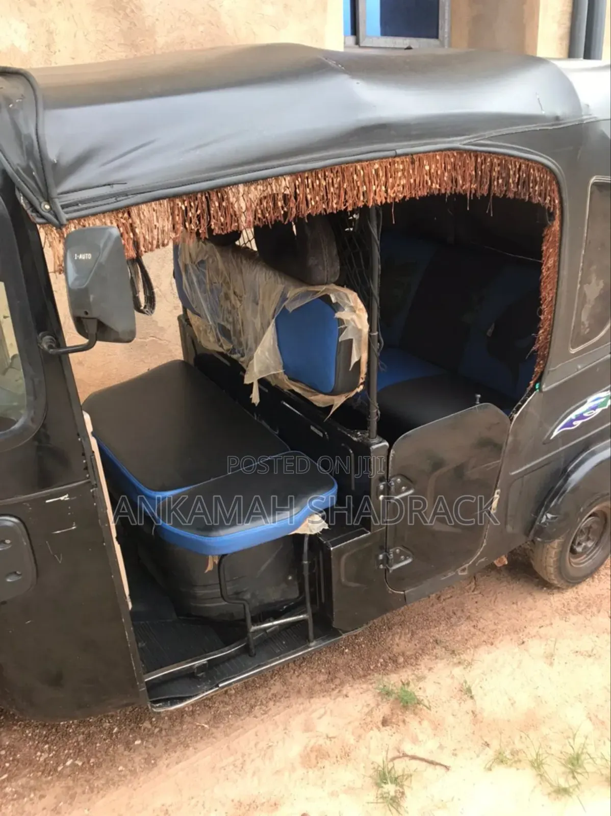 Bajaj RE 2024 Black