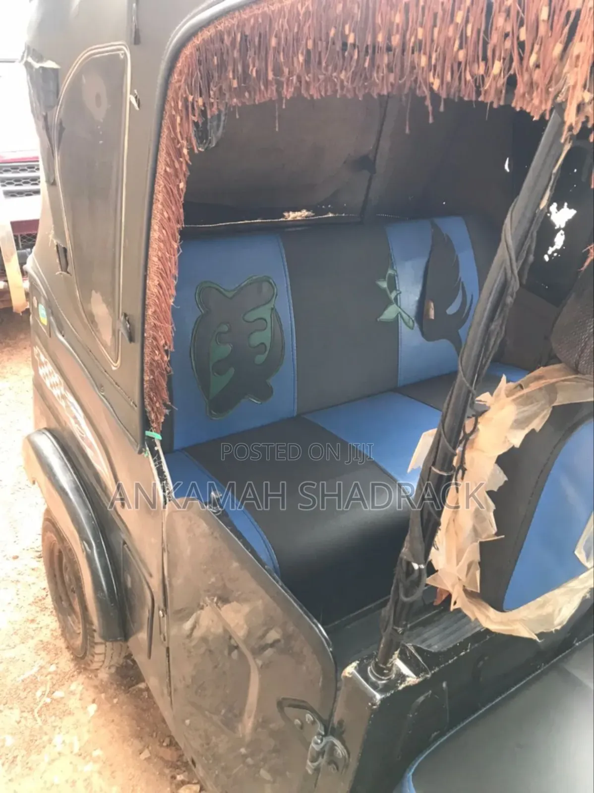 Bajaj RE 2024 Black