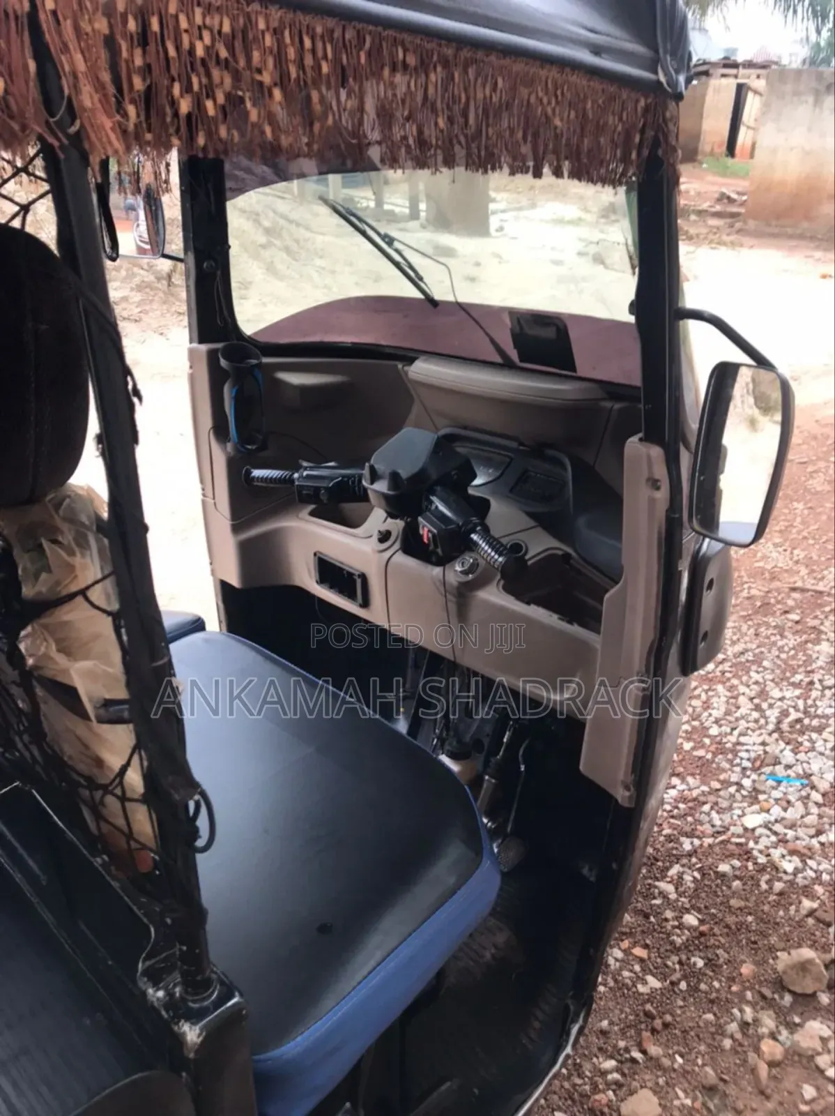 Bajaj RE 2024 Black