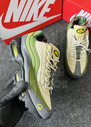 Momochi Shoes