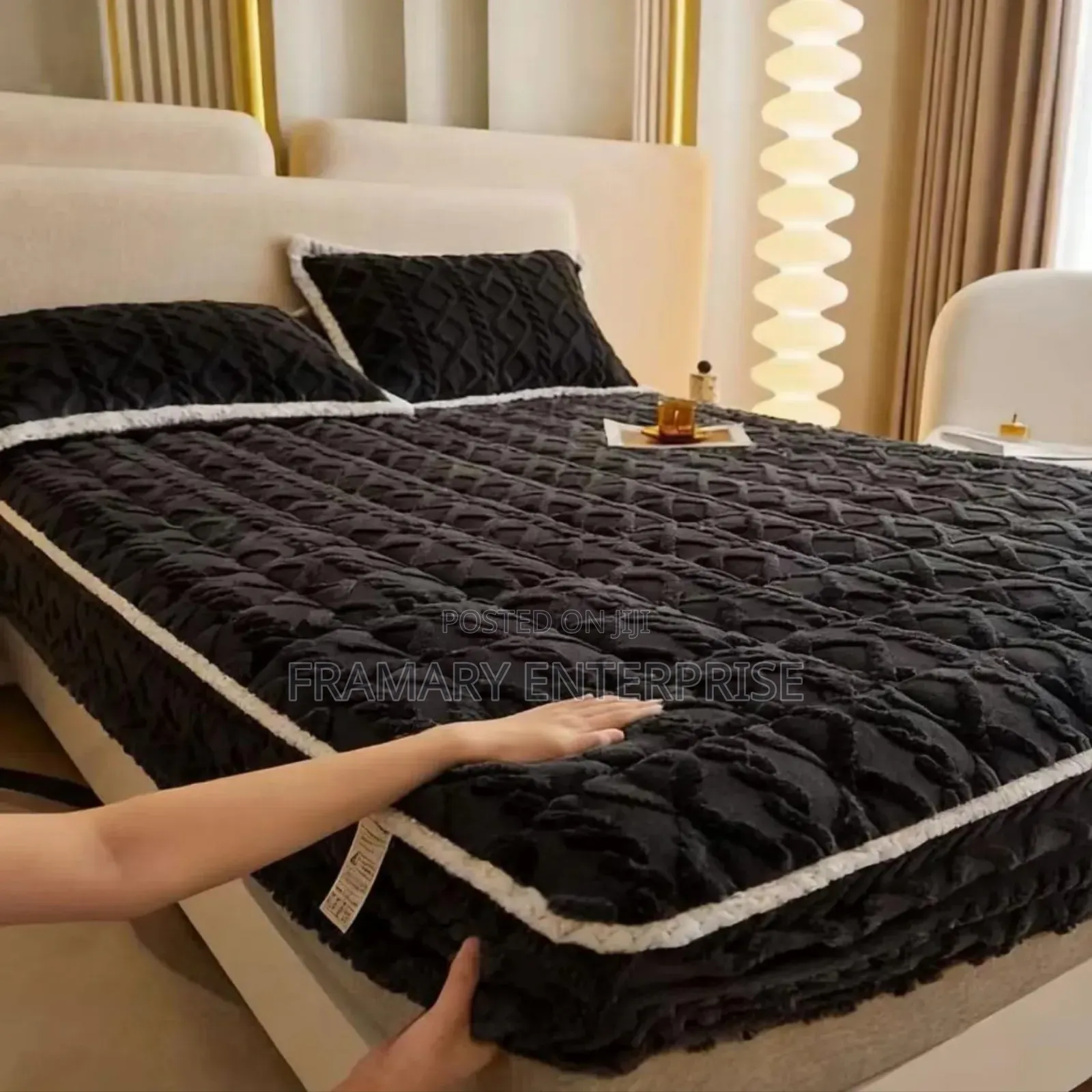Velvet Bedcover