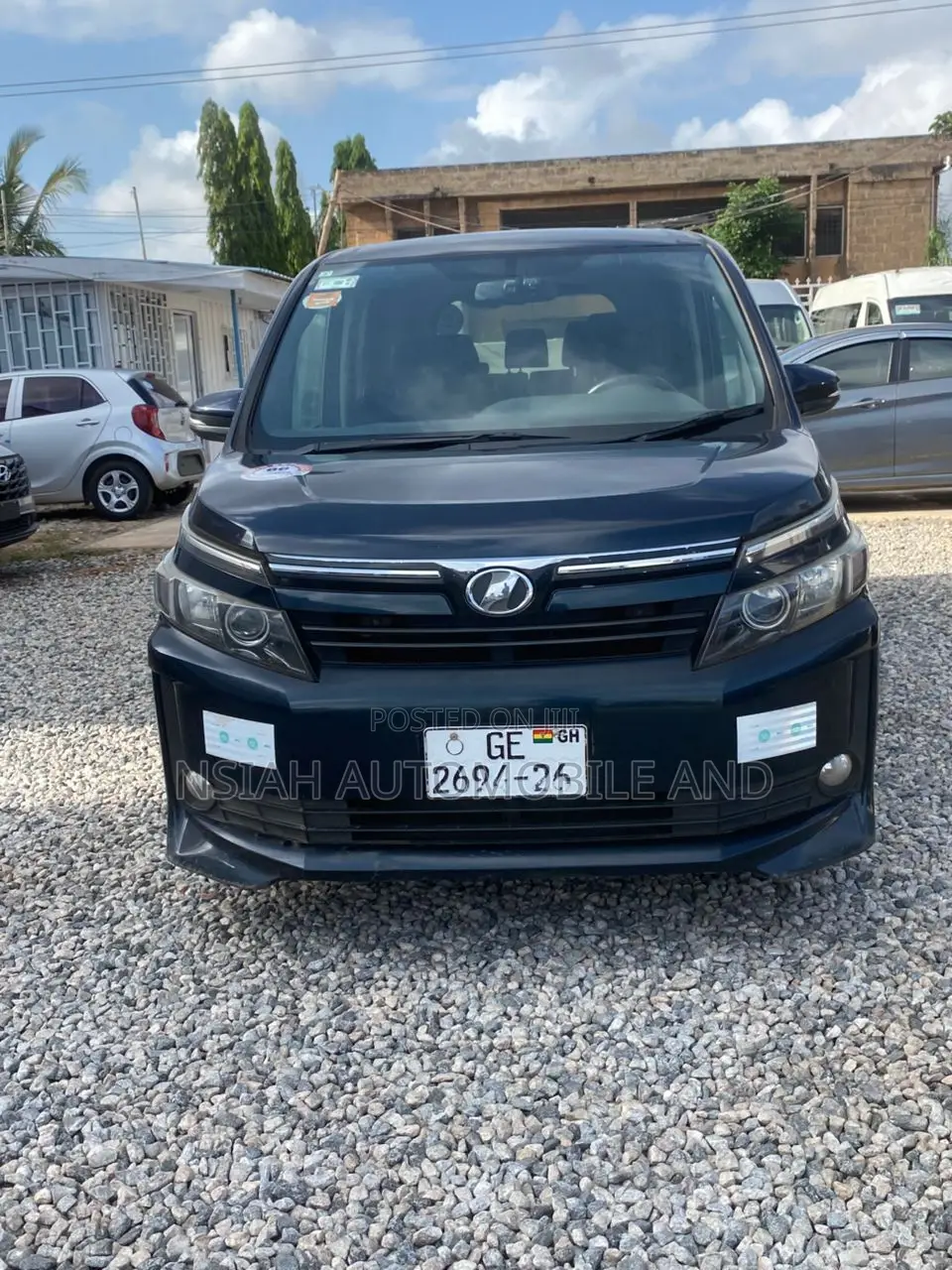 Toyota Voxy SV Premium 2014 Blue