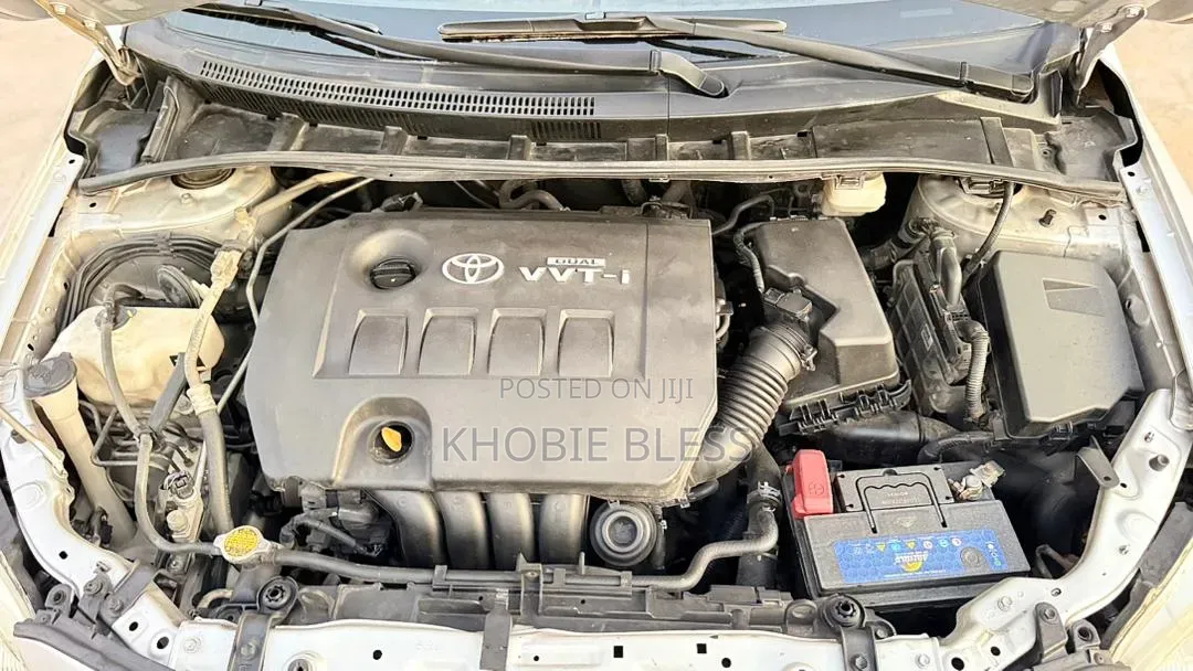 Toyota Corolla S 4dr Sedan (1.8L 4cyl 4A) 2013 Silver