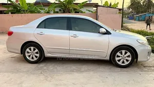 Toyota Corolla S 4dr Sedan (1.8L 4cyl 4A) 2013 Silver